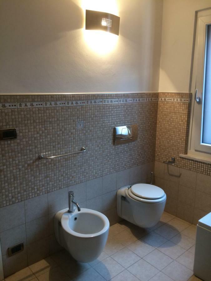 La Porta Nel Giardino Apartment Asti Luaran gambar
