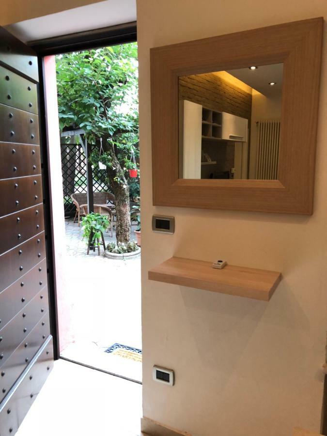 La Porta Nel Giardino Apartment Asti Luaran gambar
